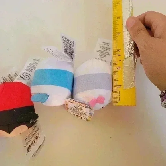 Disney Tsum Tsum Mini Plush Lot Of 4 2023 NWT Mickey Mouse, Minnie, Donald Duck - Picture 13 of 13